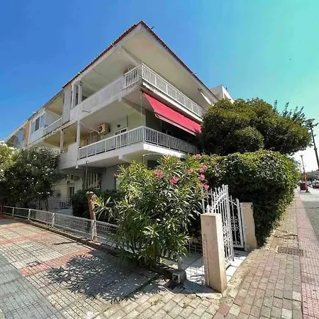 Navie Garden Getaway Near To * Peraia (Thessaloniki)