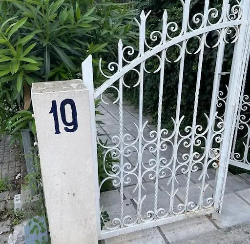 Navie Garden Getaway Near To *