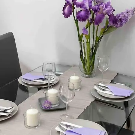 Apartamento Navie Garden Getaway Near To *